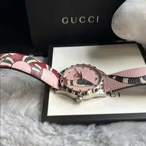 Gucci | Accessories | Gucci Pink And Black Luxury Watch  display picture 3